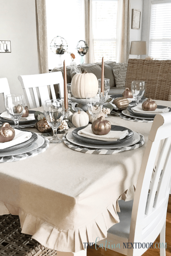 How to Make a Tablecloth Farmhouse Style 15 How to Make a Tablecloth Farmhouse Style